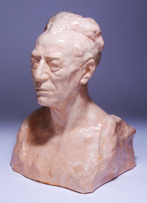 Eduard Vojan, busta