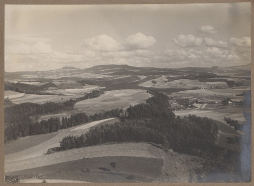 Z Jiráskova Hronova, album, 14 ks fotografií