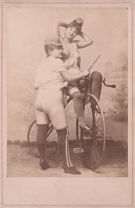 Akty na velocipedu