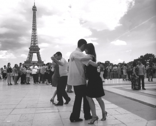 Tanečníci, Paris