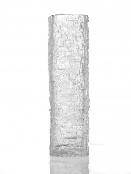Váza Kengo Kumy