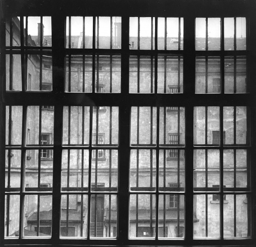 Věznice Pankrác, z cyklu Síla paměti