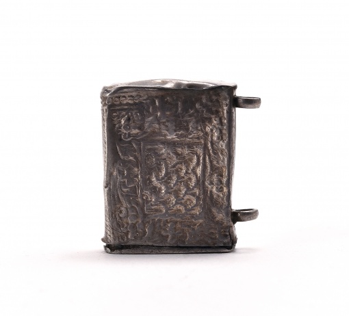 Stříbrná schránka