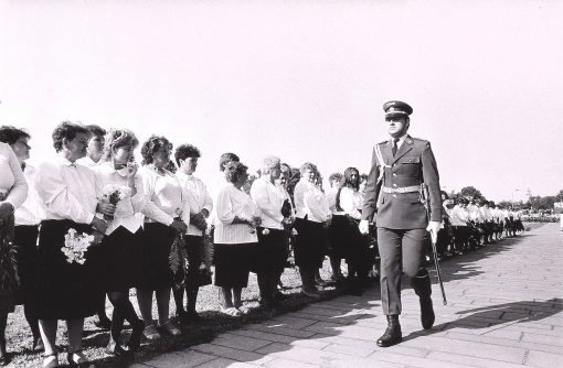 Ze světa bez fašistů a válek