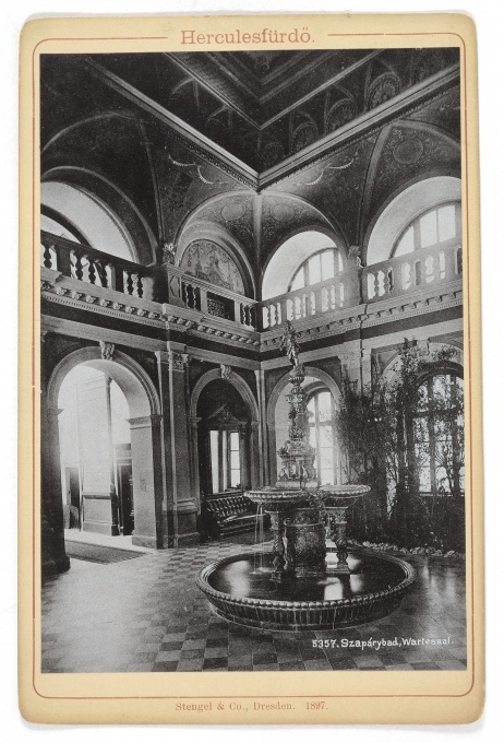 Szapárybad, Wartesaal, Herculesfürdo