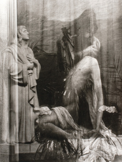 Pieta - zrcadlení