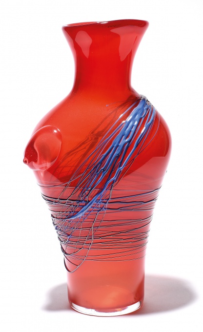 Váza, večerní toaleta