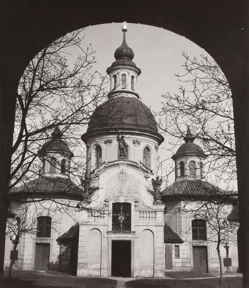 Bez názvu