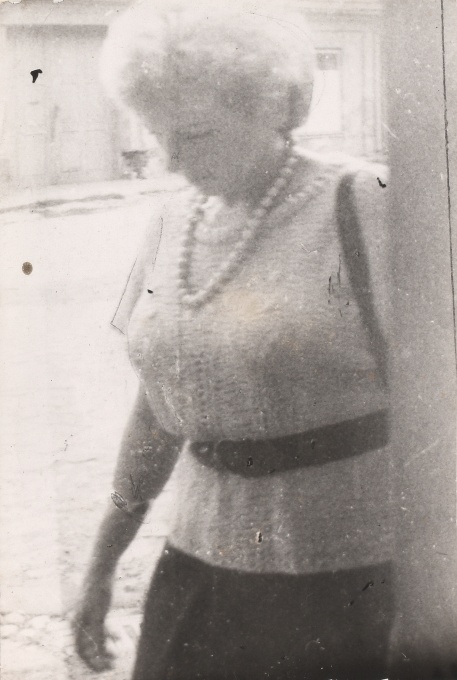 Bez názvu