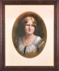 Žena v kroji