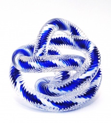 Glass Knot