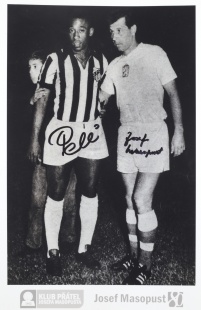 Masopust a Pelé, autogramy