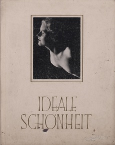 Ideale Schönheit, Album, 16 ks