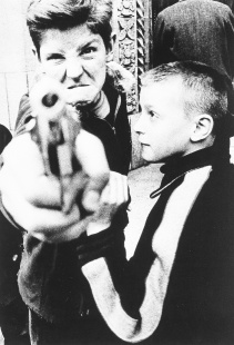 Gun I.
