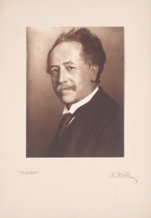 Portrét II.