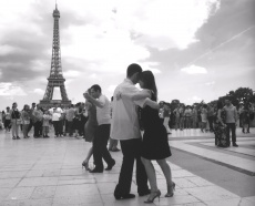 Tanečníci, Paris