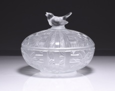 Dóza s víčkem – ptáček