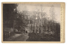 Friedhof und Kirchruine auf dem Berg Oybin