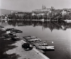 Pražské nábřeží